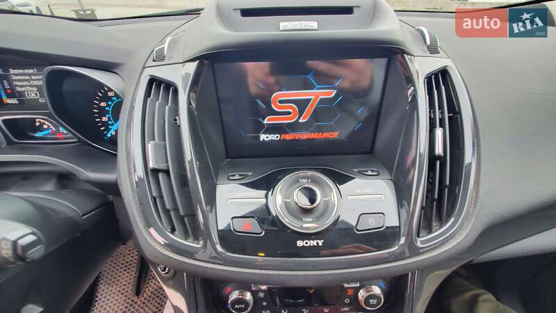 Внедорожник / Кроссовер Ford Escape 2015 в Киеве