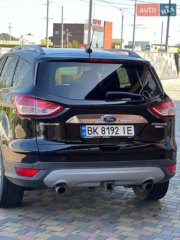 Внедорожник / Кроссовер Ford Escape 2015 в Ровно