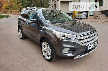 Позашляховик / Кросовер Ford Escape 2018 в Івано-Франківську