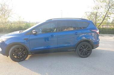 Позашляховик / Кросовер Ford Escape 2016 в Львові