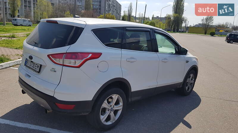 Внедорожник / Кроссовер Ford Escape 2013 в Кременчуге