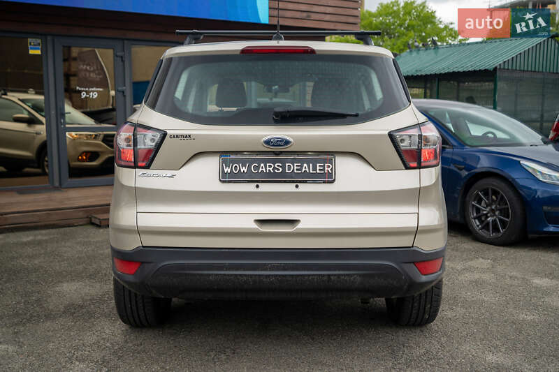 Позашляховик / Кросовер Ford Escape 2017 в Києві