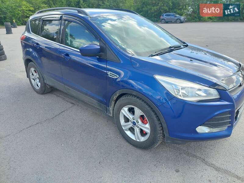 Внедорожник / Кроссовер Ford Escape 2013 в Харькове