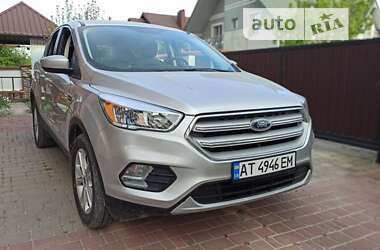 Внедорожник / Кроссовер Ford Escape 2019 в Ивано-Франковске