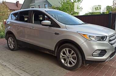 Внедорожник / Кроссовер Ford Escape 2019 в Ивано-Франковске