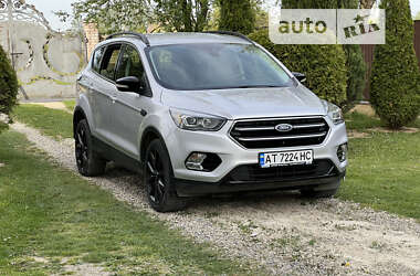 Ford Escape 2016