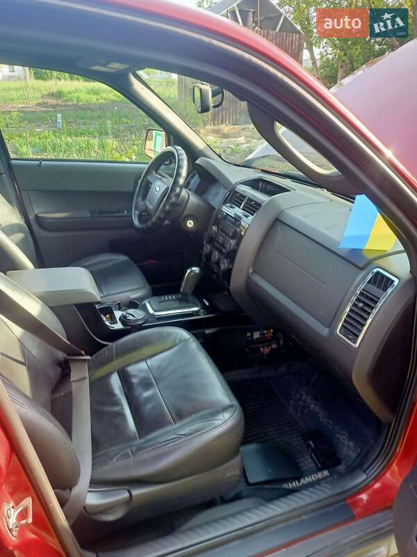 Внедорожник / Кроссовер Ford Escape 2011 в Бершади