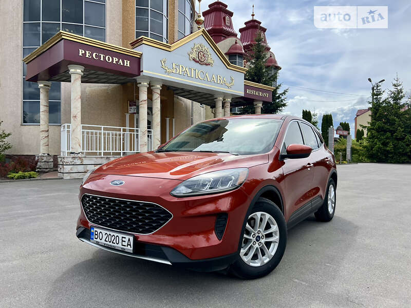 Внедорожник / Кроссовер Ford Escape 2019 в Тернополе