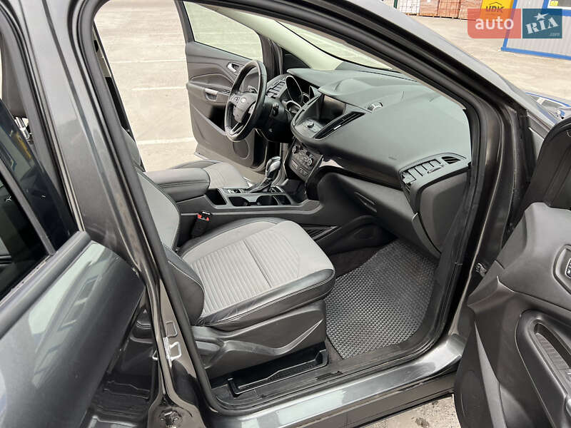 Внедорожник / Кроссовер Ford Escape 2019 в Кременчуге