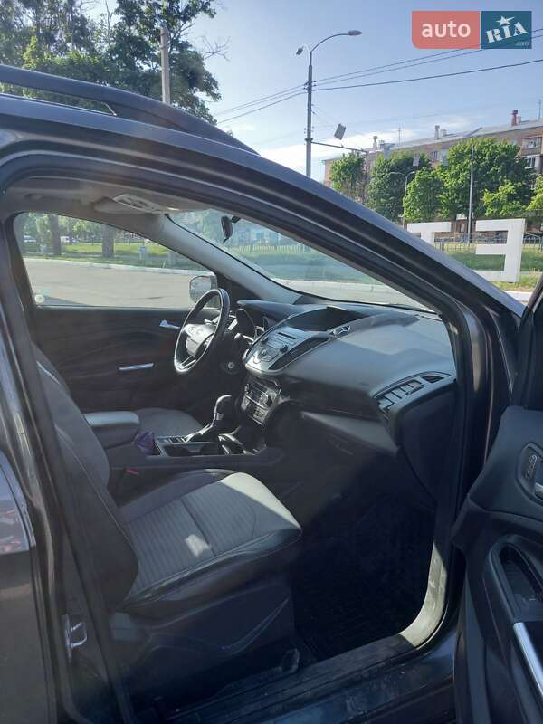 Внедорожник / Кроссовер Ford Escape 2017 в Харькове