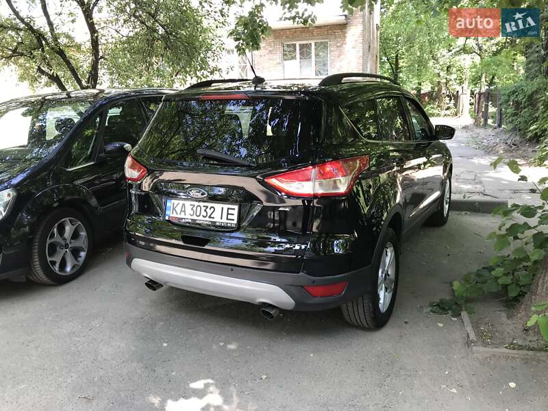 Внедорожник / Кроссовер Ford Escape 2015 в Киеве