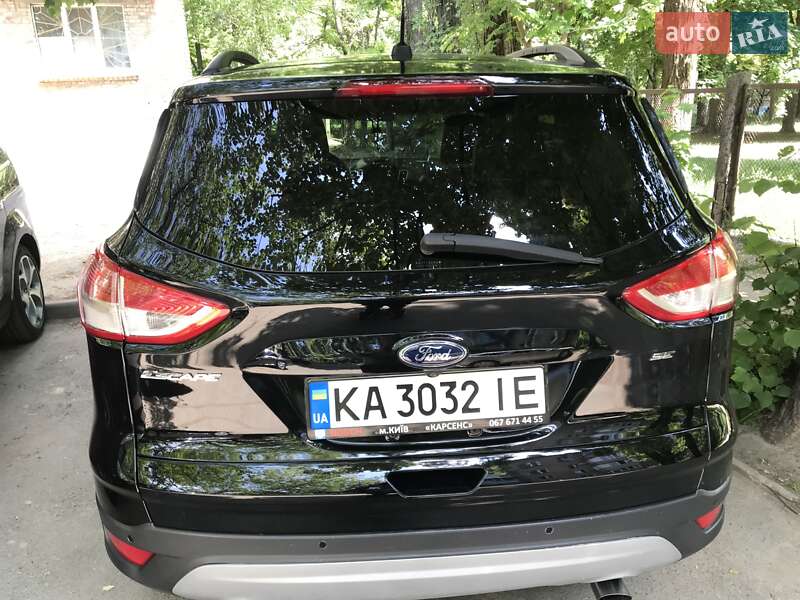 Внедорожник / Кроссовер Ford Escape 2015 в Киеве