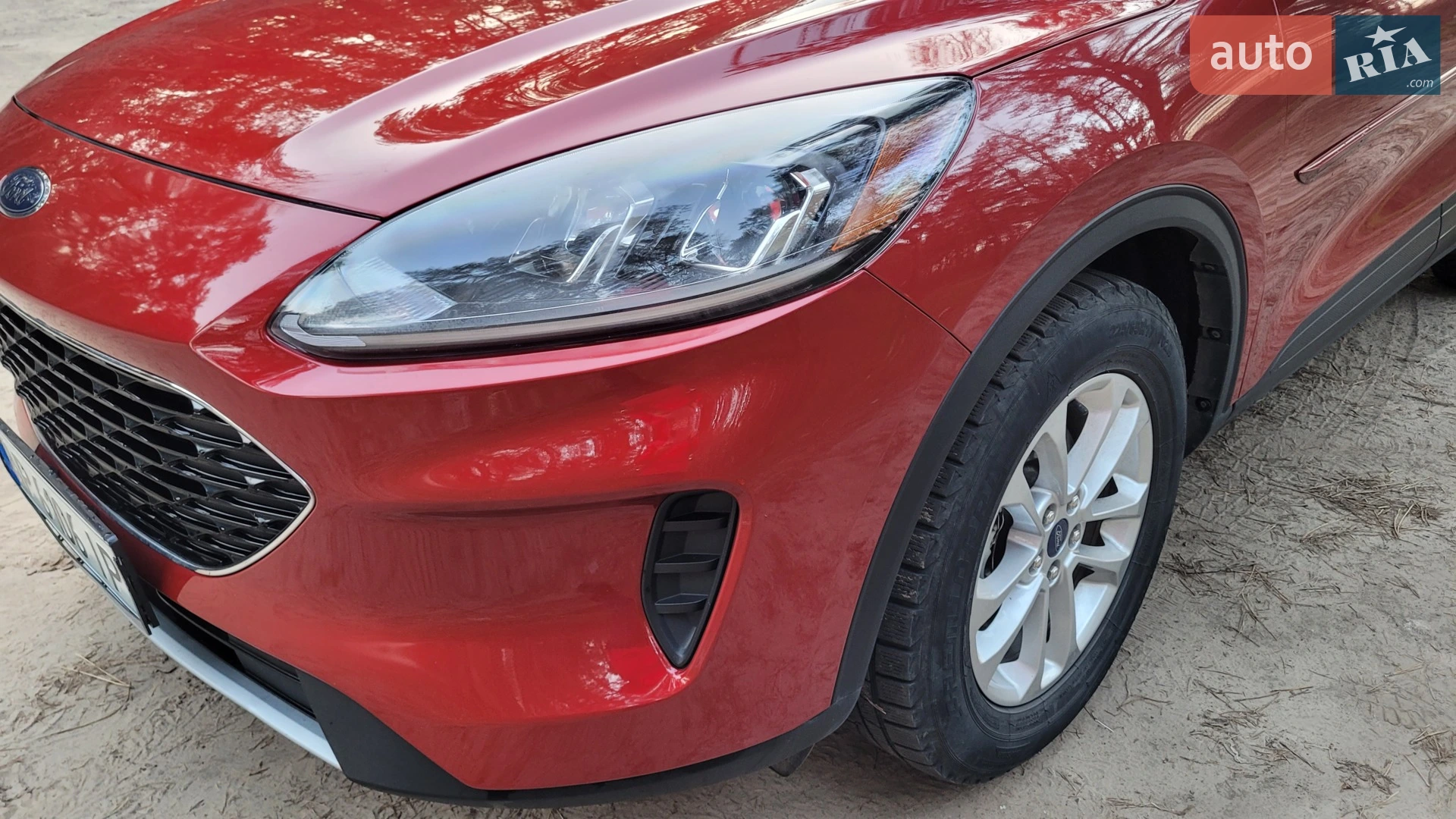 Ford Escape 2020 VIN 1FMCU9G63LUC54908 фото оголошення 18 з 19