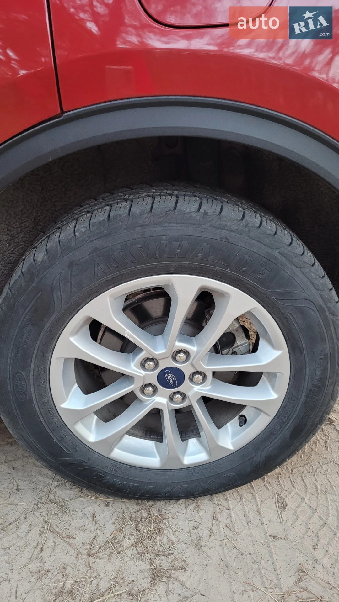 Ford Escape 2020 VIN 1FMCU9G63LUC54908 фото оголошення 17 з 19