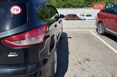 Внедорожник / Кроссовер Ford Escape 2014 в 