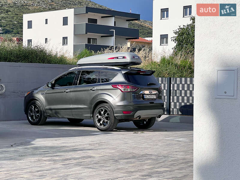 Позашляховик / Кросовер Ford Escape 2016 в Києві