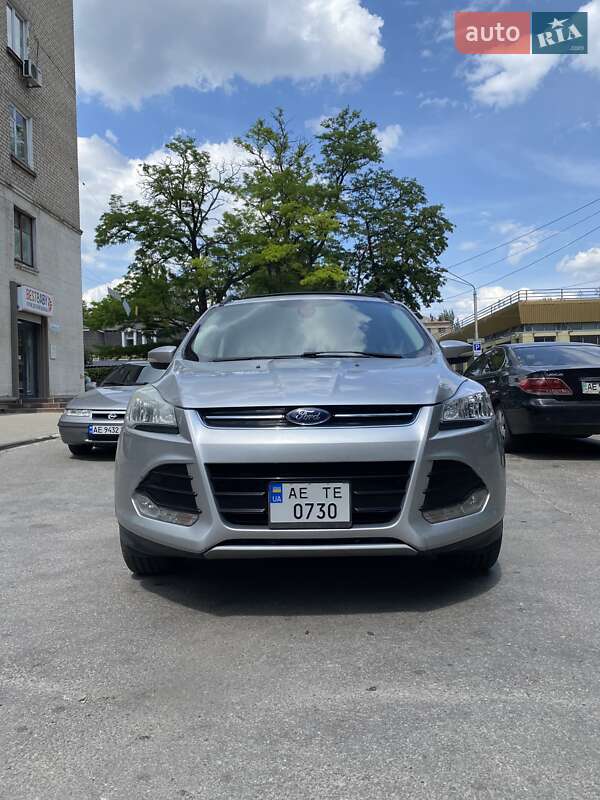 Внедорожник / Кроссовер Ford Escape 2012 в Днепре