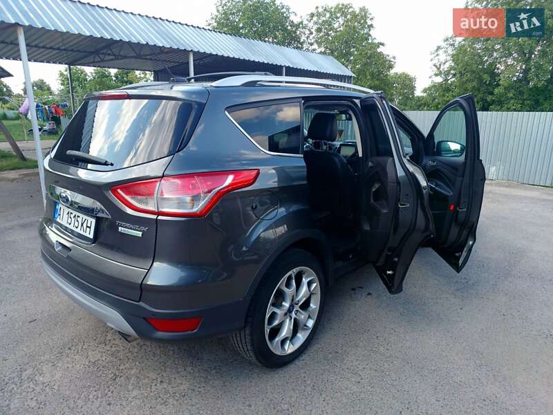 Внедорожник / Кроссовер Ford Escape 2015 в Тетиеве