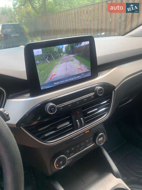 Позашляховик / Кросовер Ford Escape 2020 в Києві