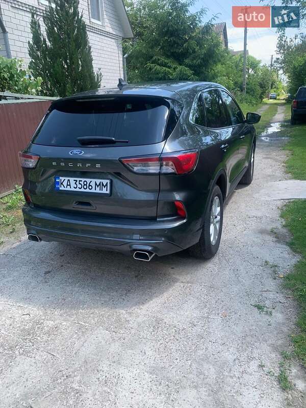Позашляховик / Кросовер Ford Escape 2020 в Києві