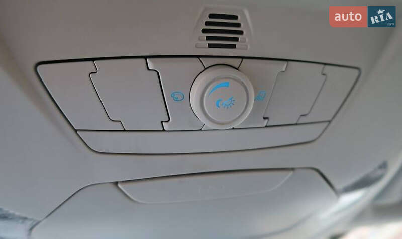 Внедорожник / Кроссовер Ford Escape 2014 в Ивано-Франковске