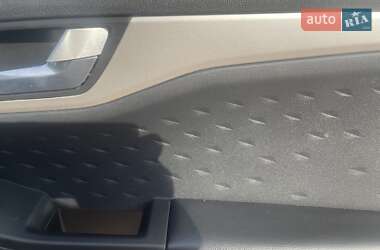 Позашляховик / Кросовер Ford Escape 2020 в Золочеві