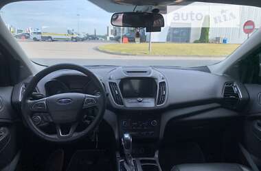 Внедорожник / Кроссовер Ford Escape 2018 в Львове