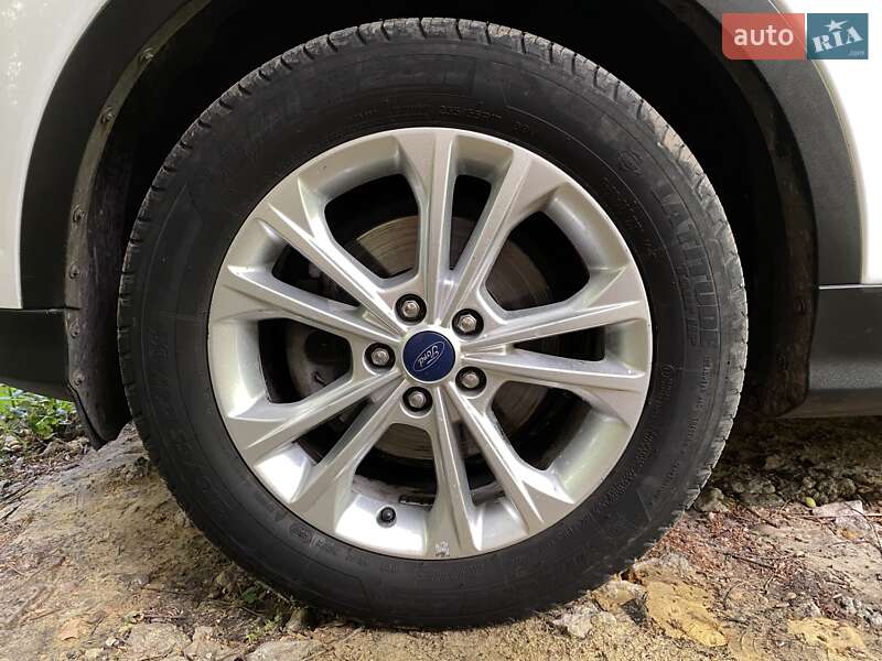 Внедорожник / Кроссовер Ford Escape 2017 в Харькове фото 13 Внедорожник / Кроссовер Ford Escape 2017 в Харькове