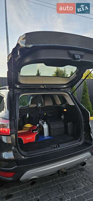 Внедорожник / Кроссовер Ford Escape 2018 в Коростене