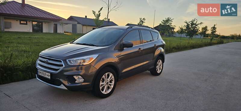 Внедорожник / Кроссовер Ford Escape 2018 в Коростене