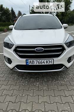 Позашляховик / Кросовер Ford Escape 2018 в Вінниці