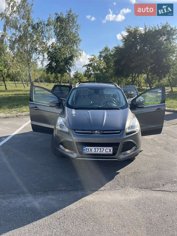 Внедорожник / Кроссовер Ford Escape 2014 в Нетешине фото 12 Внедорожник / Кроссовер Ford Escape 2014 в Нетешине