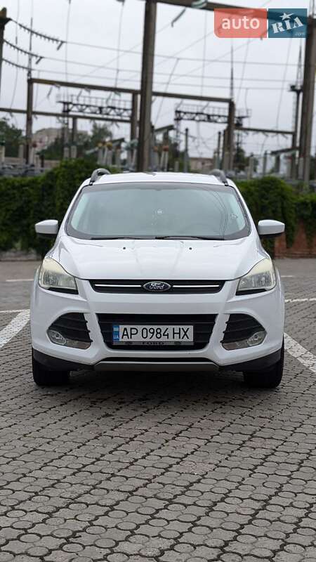 Позашляховик / Кросовер Ford Escape 2013 в Чернівцях
