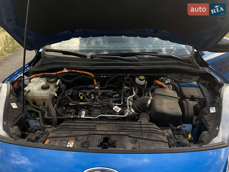 Внедорожник / Кроссовер Ford Escape 2021 в Кривом Роге