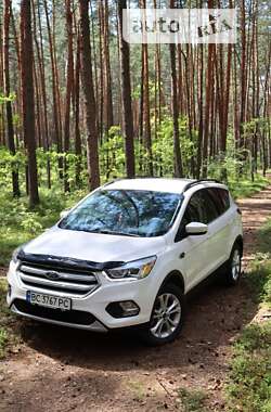 Внедорожник / Кроссовер Ford Escape 2017 в Великих Мостах