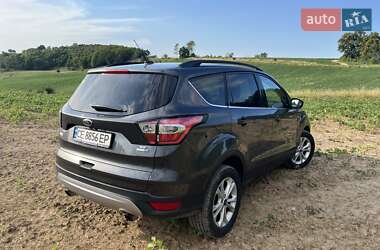 Позашляховик / Кросовер Ford Escape 2017 в Чернівцях