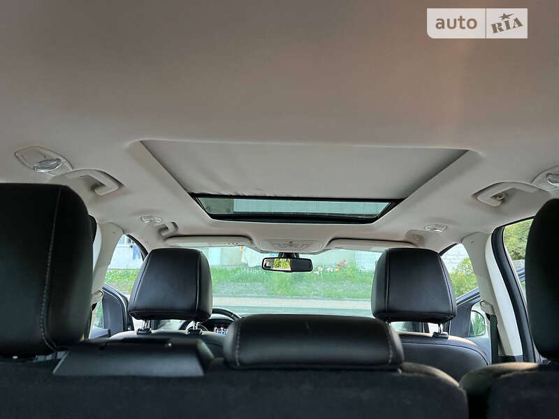 Внедорожник / Кроссовер Ford Escape 2013 в Золочеве