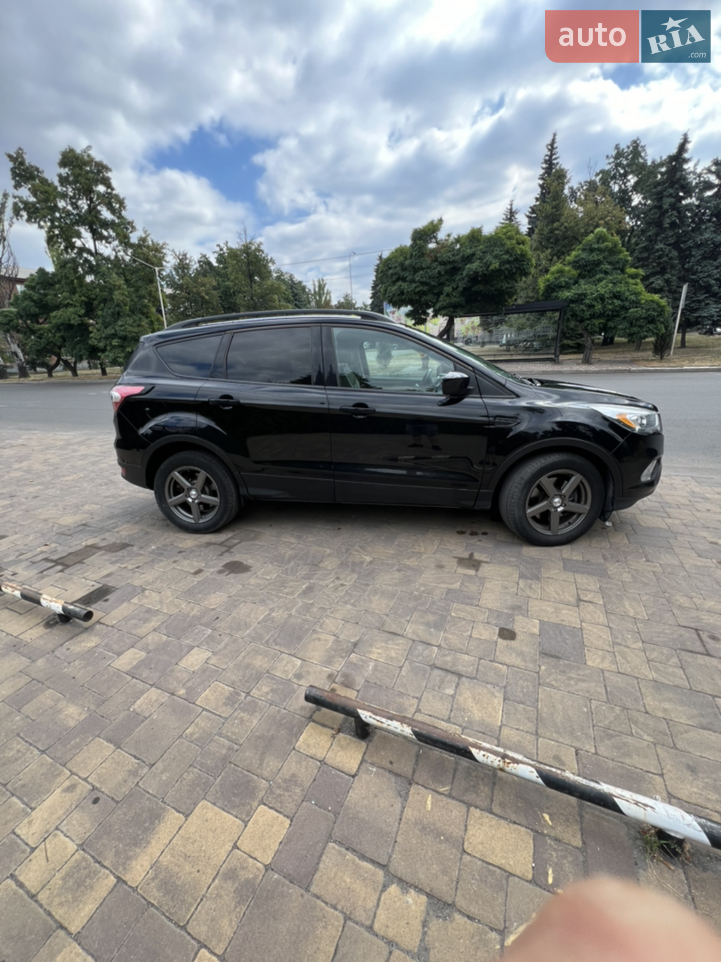 2017 Ford Escape - мініатюра 2
