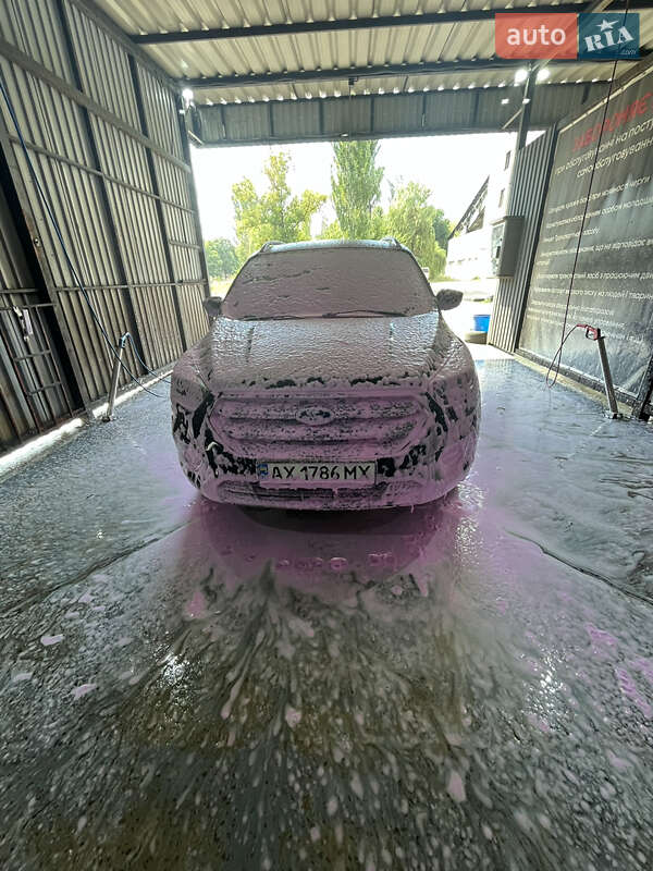 Внедорожник / Кроссовер Ford Escape 2017 в Васильковке