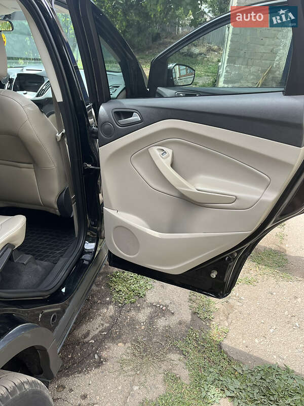 Внедорожник / Кроссовер Ford Escape 2017 в Васильковке