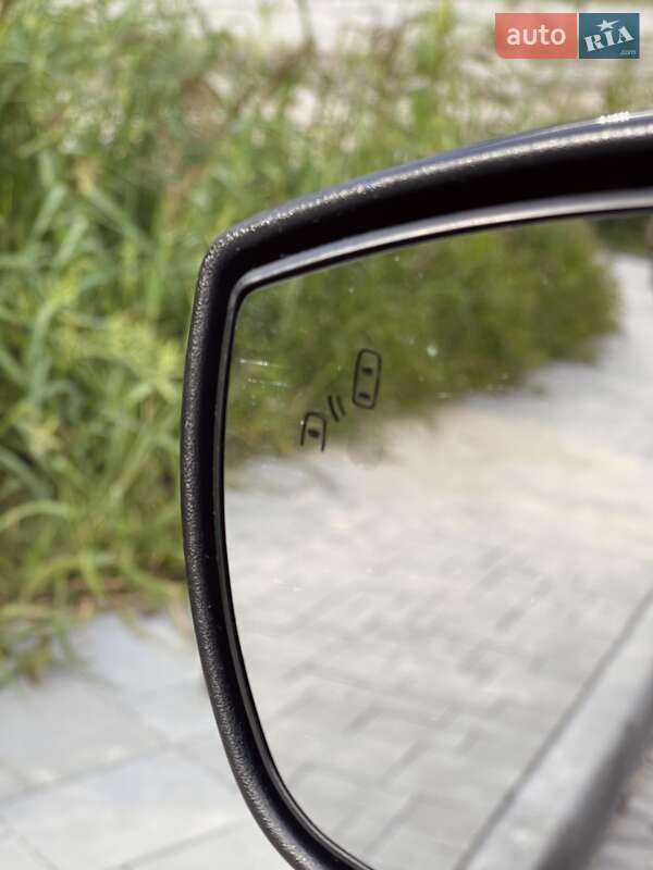 Внедорожник / Кроссовер Ford Escape 2017 в Львове