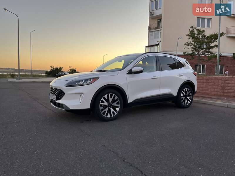 Внедорожник / Кроссовер Ford Escape 2020 в Николаеве