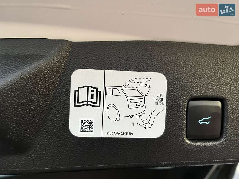 Внедорожник / Кроссовер Ford Escape 2020 в Николаеве