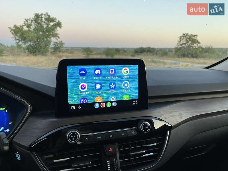 Внедорожник / Кроссовер Ford Escape 2020 в Николаеве