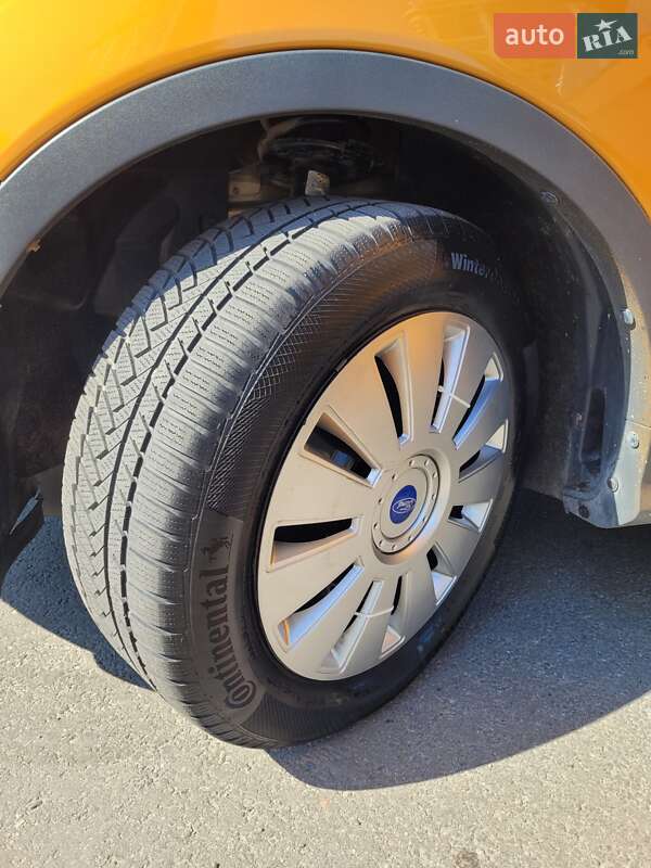 Позашляховик / Кросовер Ford Escape 2016 в Кривому Розі