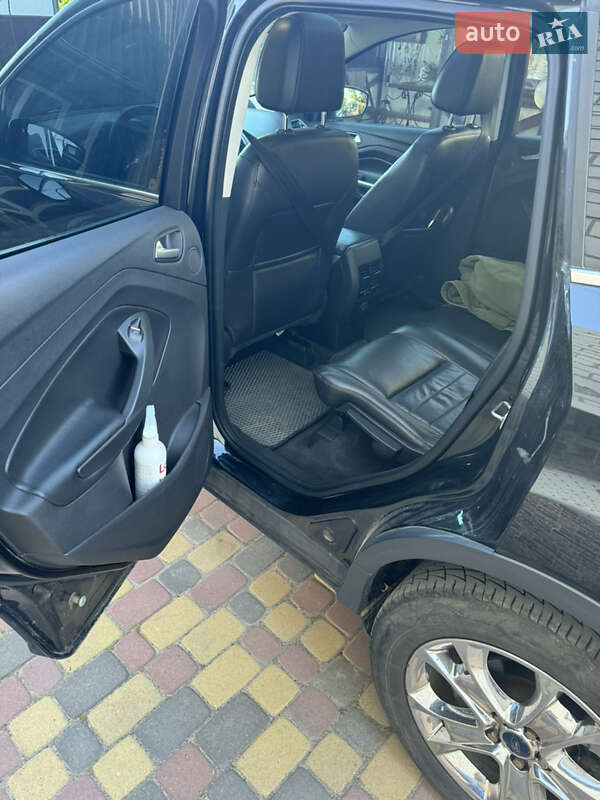 Внедорожник / Кроссовер Ford Escape 2013 в Черкассах