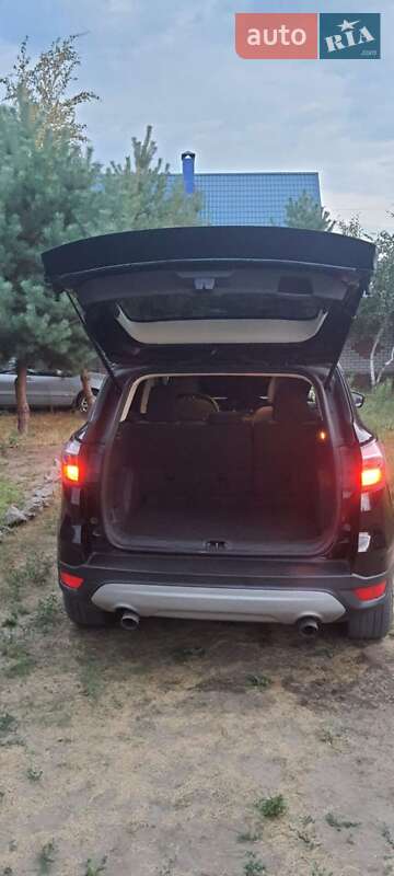 Внедорожник / Кроссовер Ford Escape 2016 в Днепре
