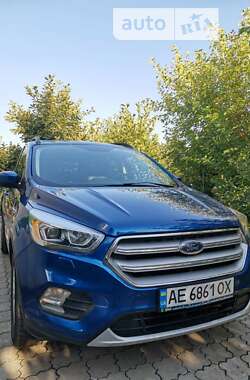 Внедорожник / Кроссовер Ford Escape 2019 в Днепре