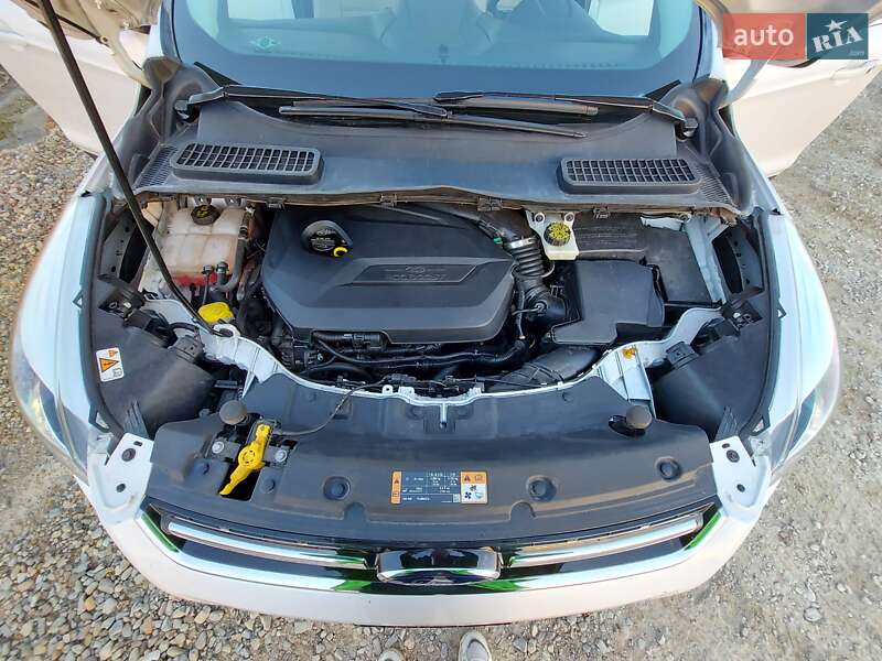 Внедорожник / Кроссовер Ford Escape 2013 в Обухове