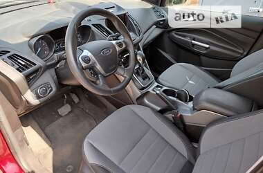 Внедорожник / Кроссовер Ford Escape 2013 в 